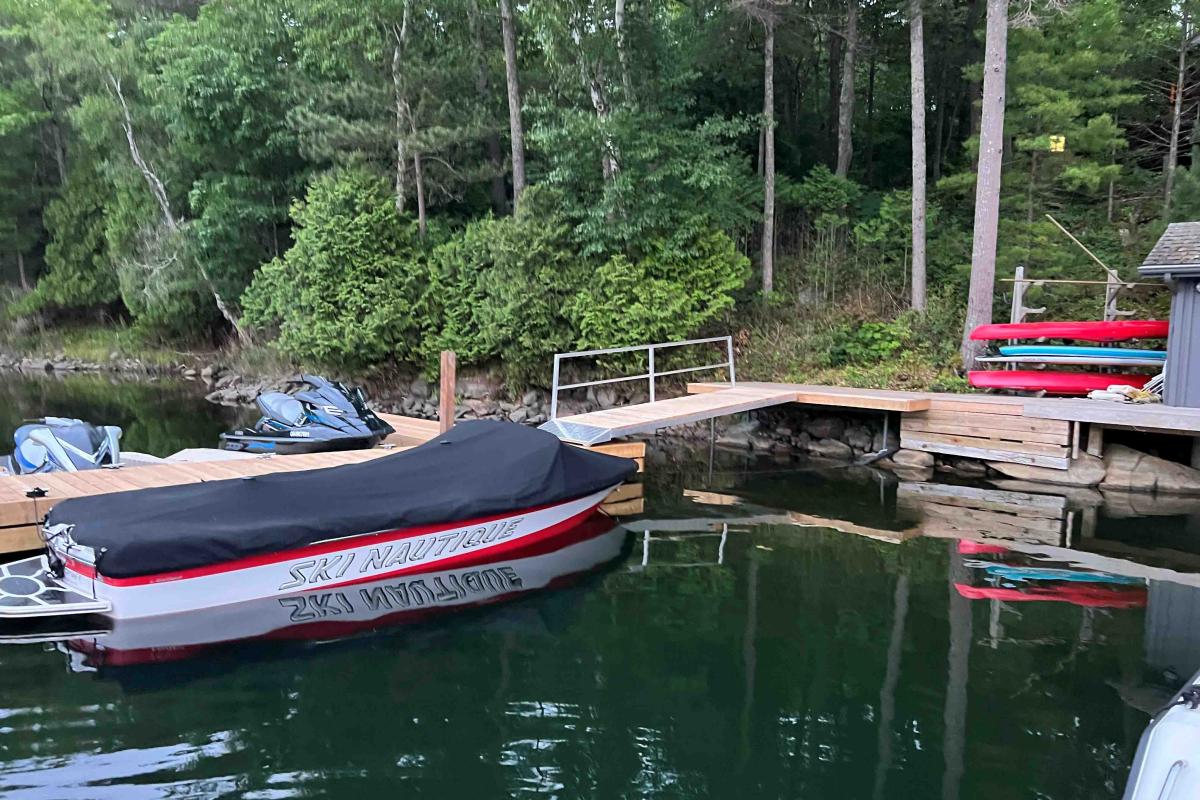 Dock builders in Georgian Bay and Muskoka